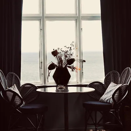 فندق The Falcon *