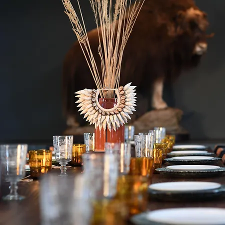 فندق The Falcon إلينغه