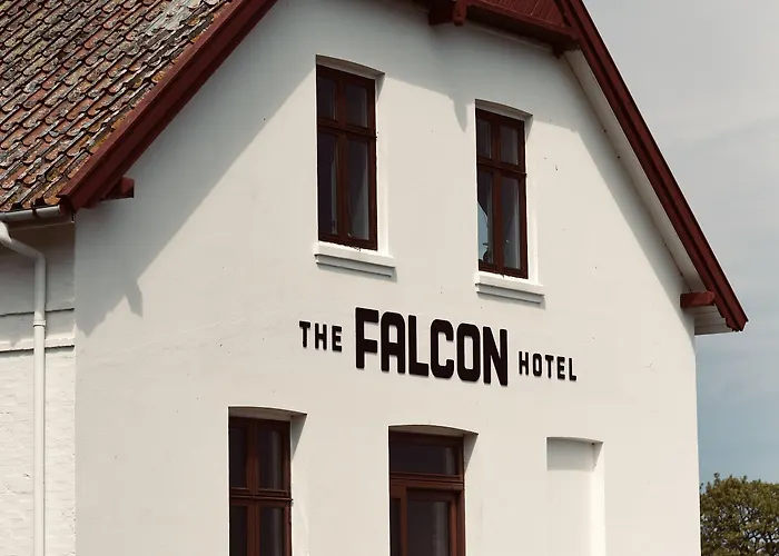 Отель The Falcon